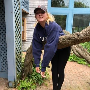 Meet your Posher, Hailey